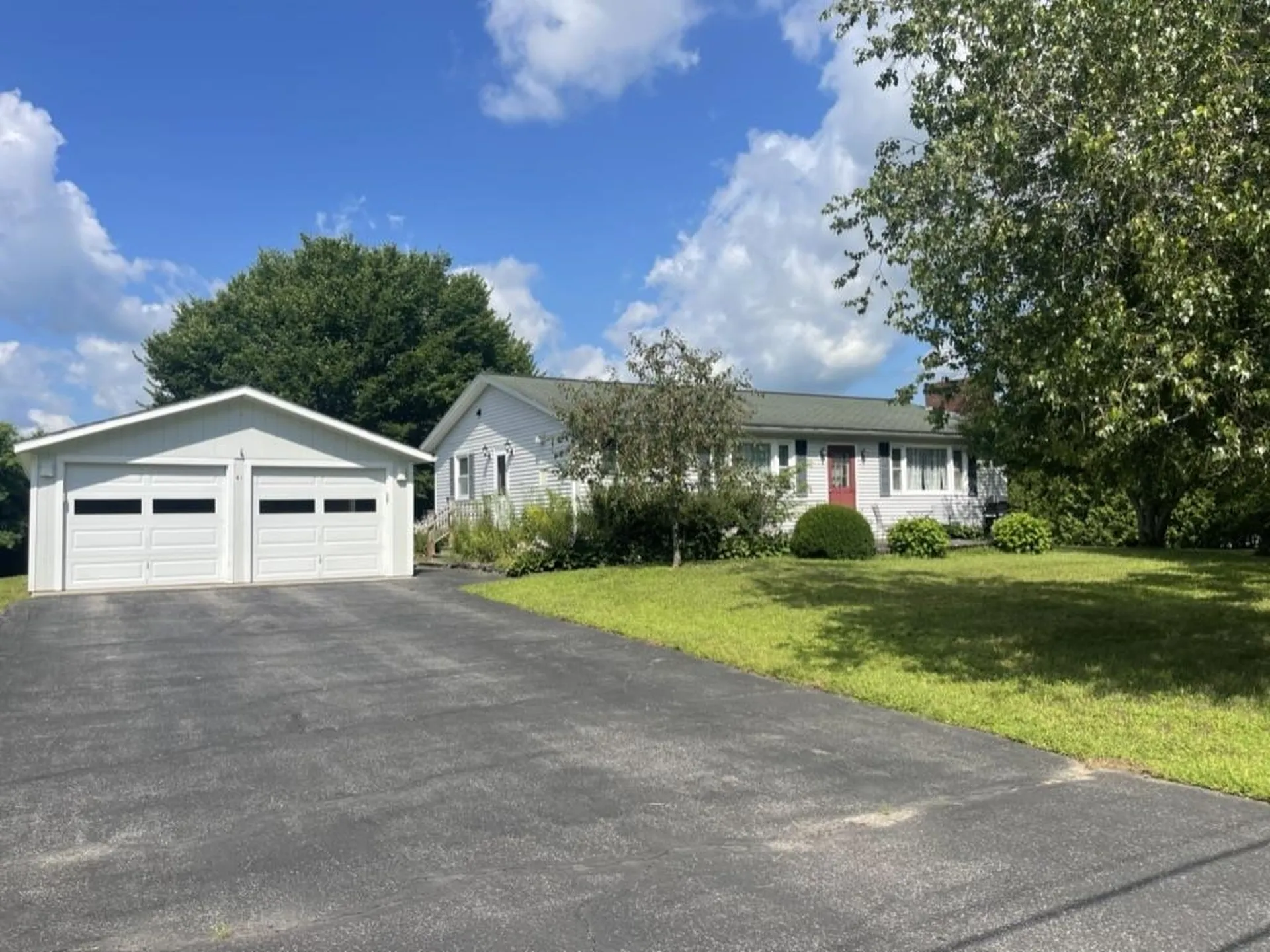 41 School House Hill Road Middlebury VT 05753