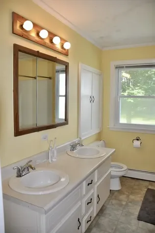 41 School House Hill Road Middlebury VT 05753