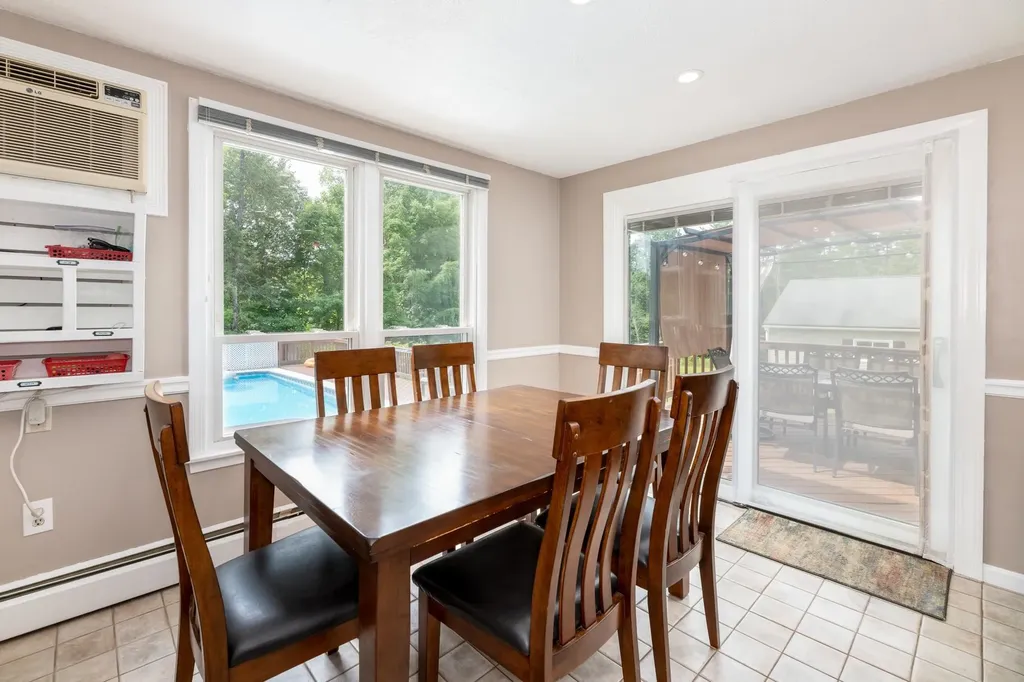 23 Twist Hill Road Dunbarton NH 03046