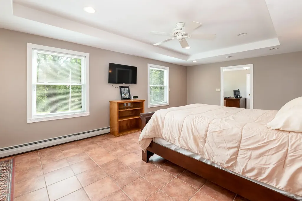 23 Twist Hill Road Dunbarton NH 03046