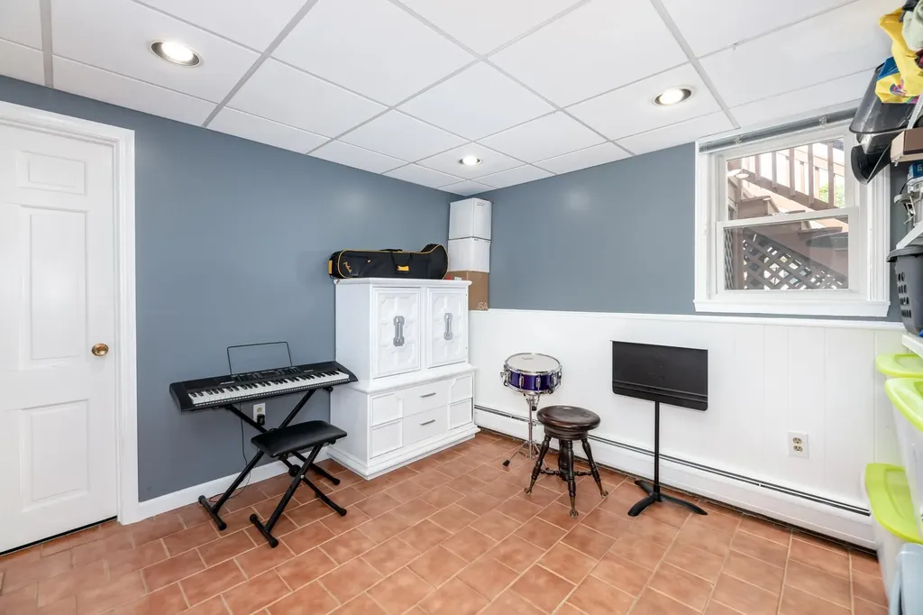 23 Twist Hill Road Dunbarton NH 03046