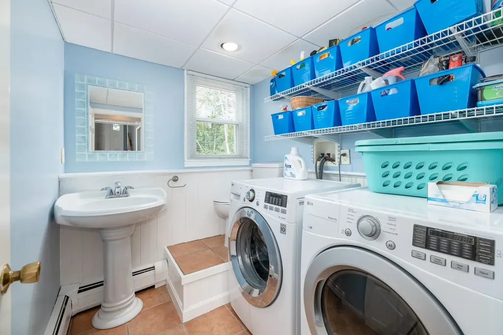23 Twist Hill Road Dunbarton NH 03046