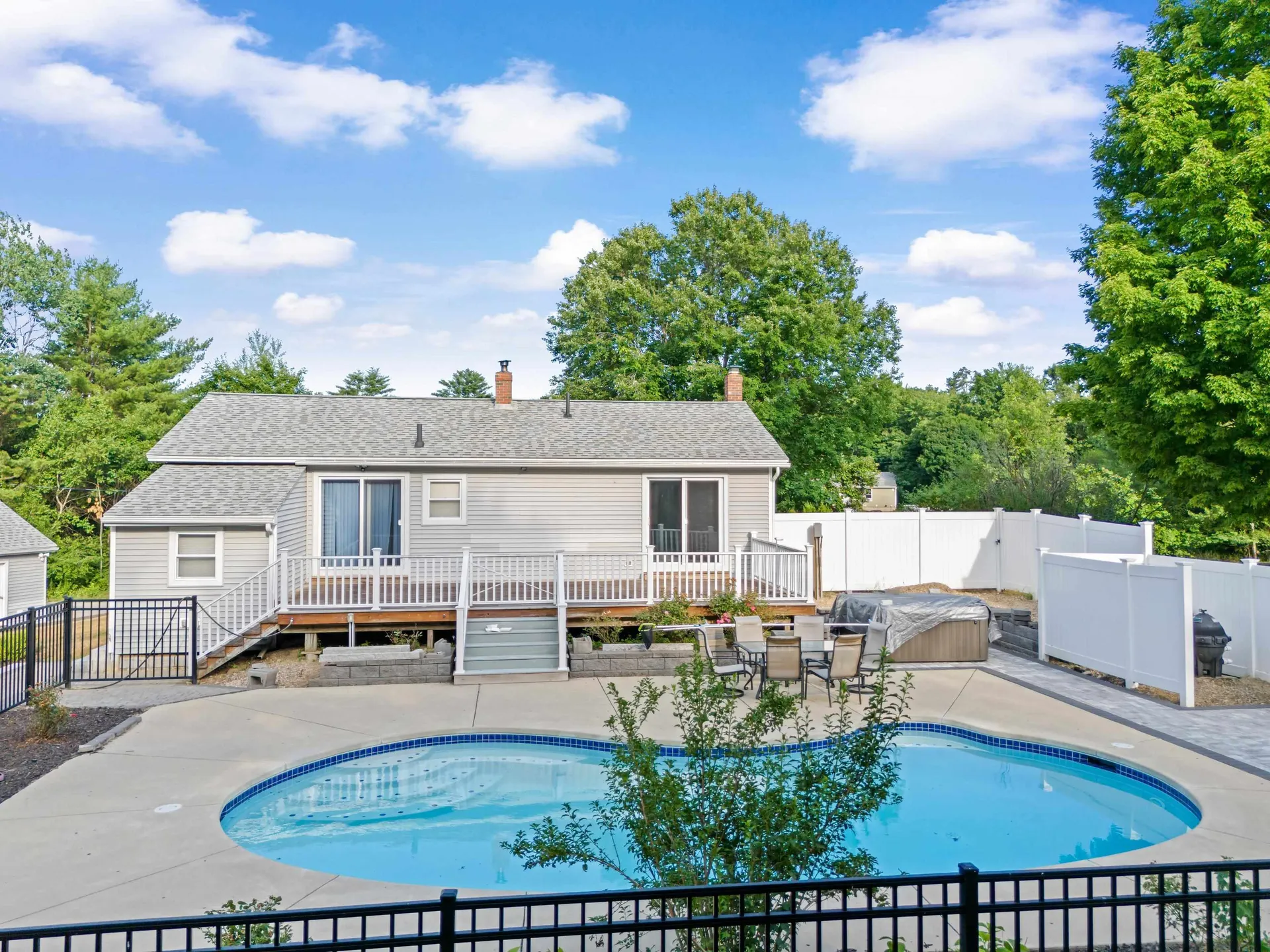 42a Old Milton Road Rochester NH 03868