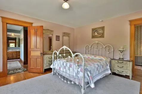 20 Plumley Avenue Ludlow VT 05149