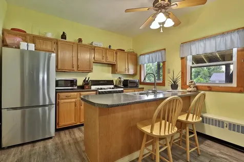 20 Plumley Avenue Ludlow VT 05149