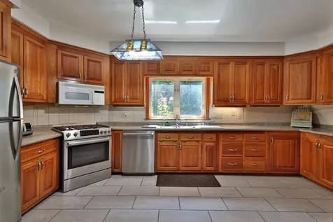 20 Plumley Avenue Ludlow VT 05149