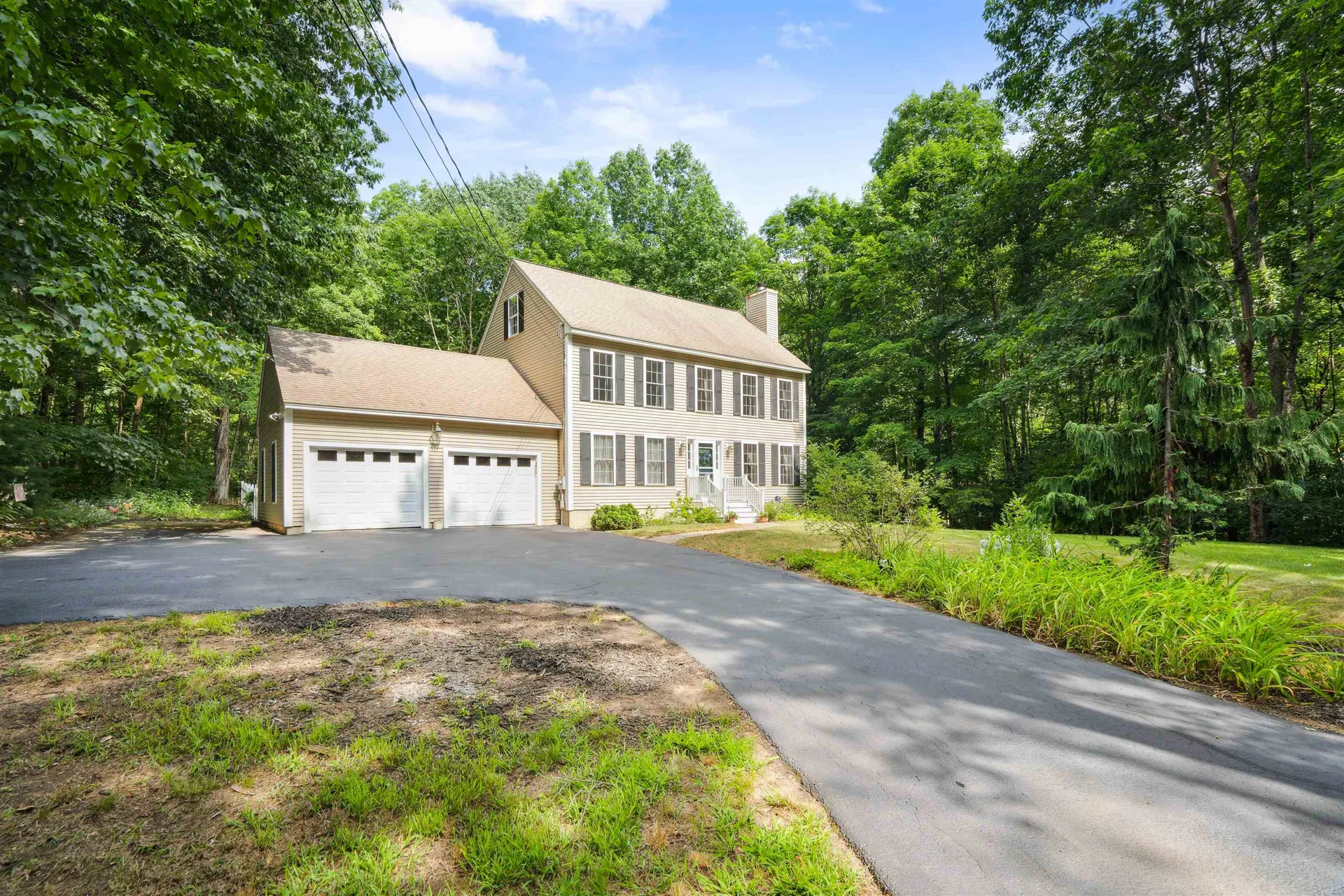10 Ledgewood Lane Epping NH 03042