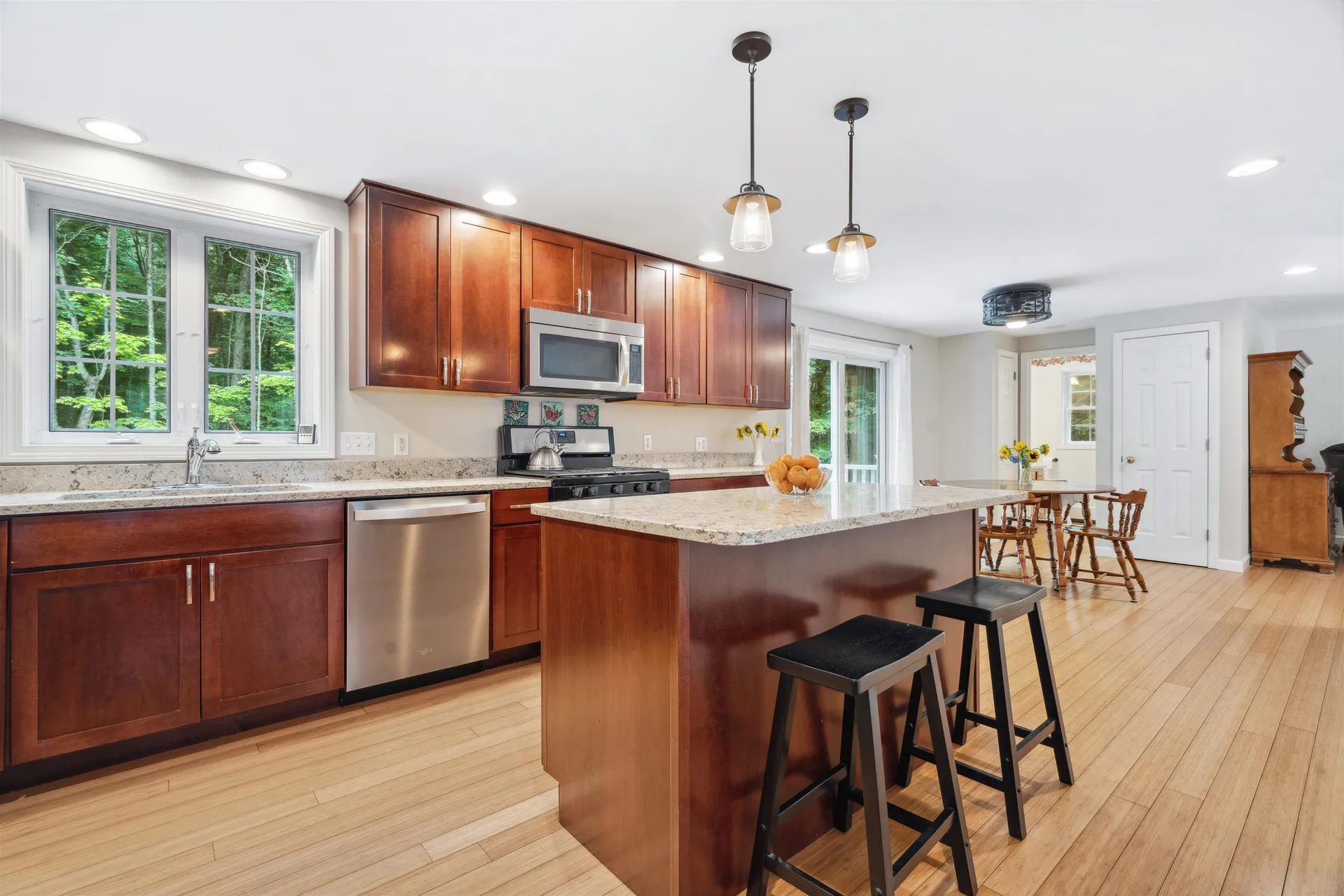 10 Ledgewood Lane Epping NH 03042