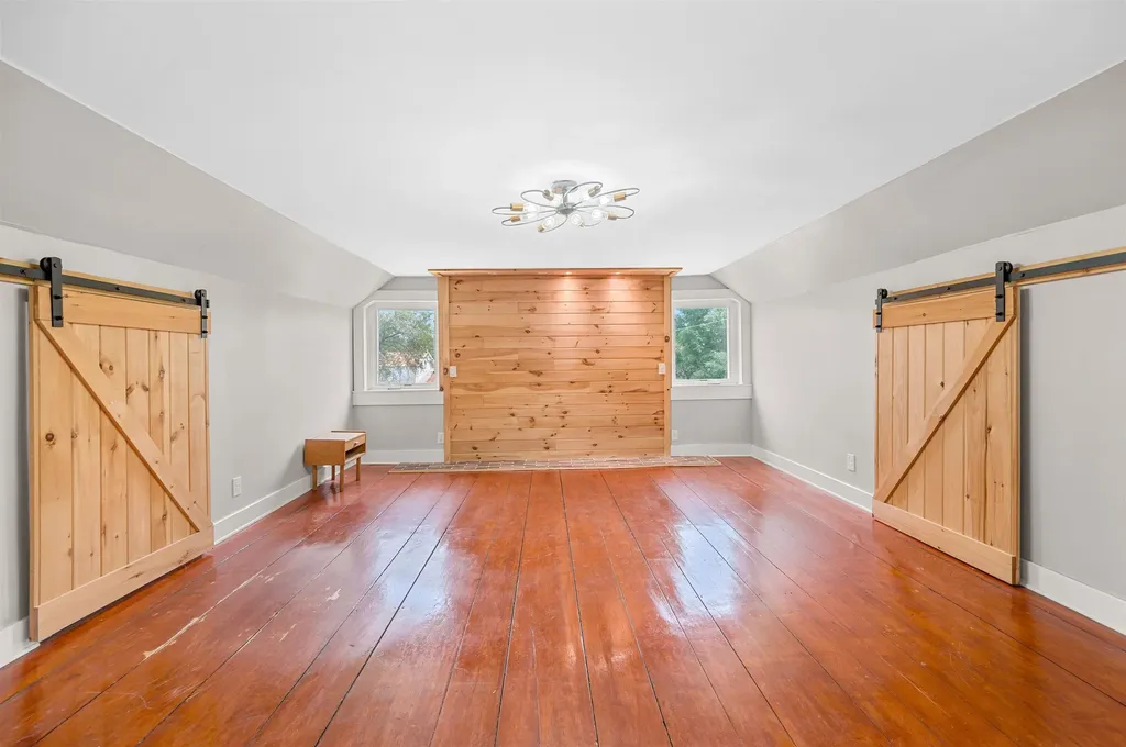 176 Three Mile Bridge Road Middlesex VT 05602