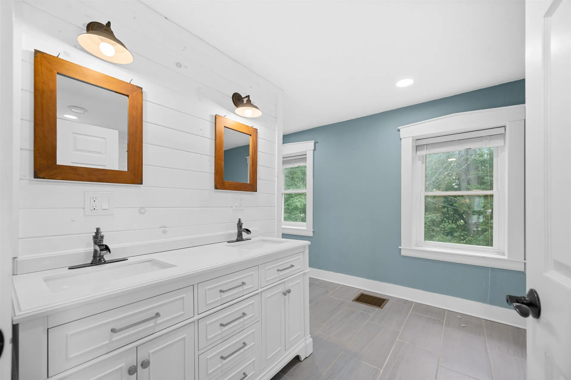 176 Three Mile Bridge Road Middlesex VT 05602