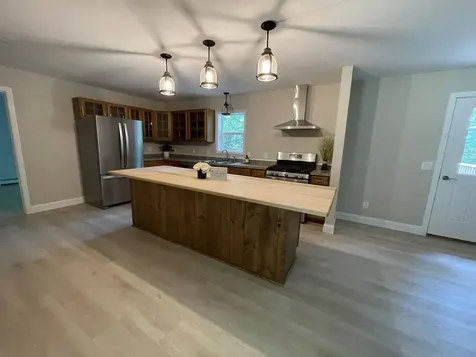 304 Route 103 Sunapee NH 03782-3515