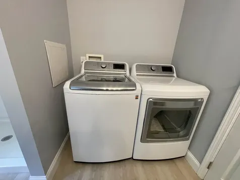 304 Route 103 Sunapee NH 03782-3515