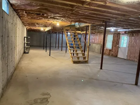 304 Route 103 Sunapee NH 03782-3515