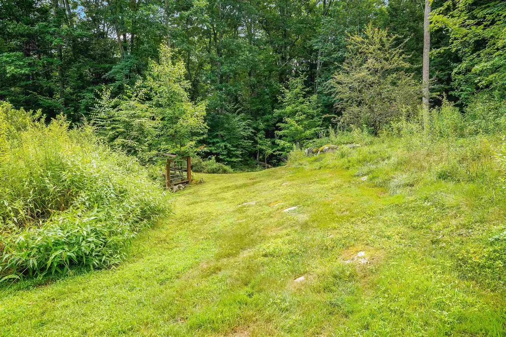 1 Spring Road Amherst NH 03031