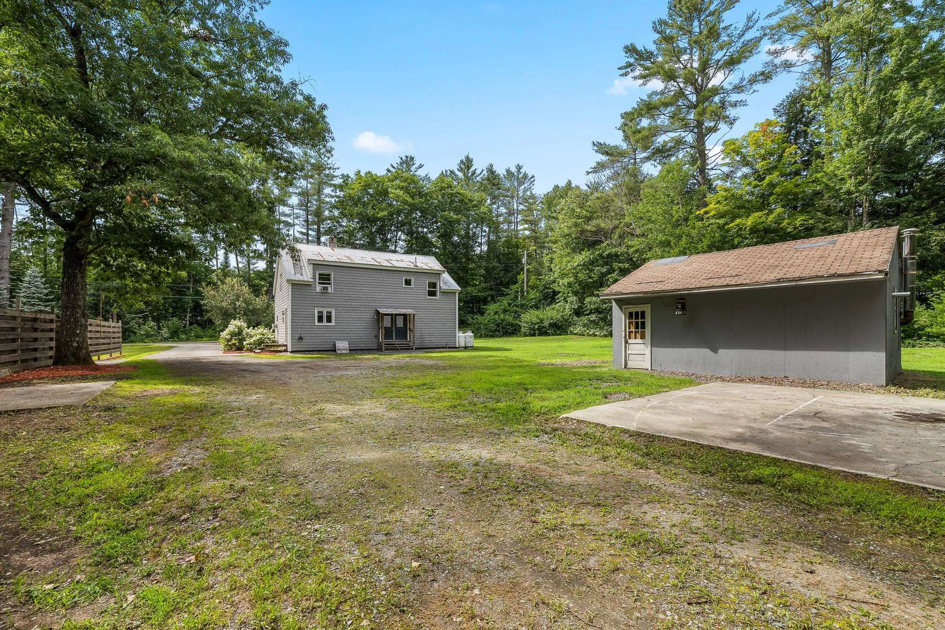 136 Cross Street Thetford VT 05045