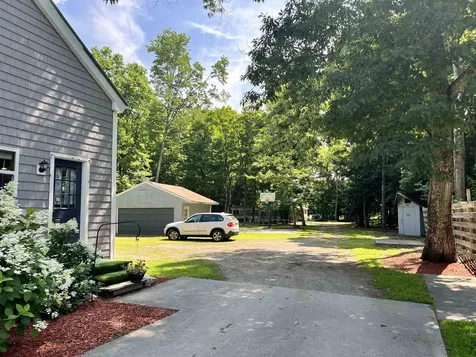 136 Cross Street Thetford VT 05045