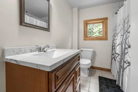 136 Cross Street Thetford VT 05045