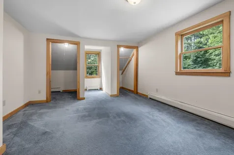 136 Cross Street Thetford VT 05045