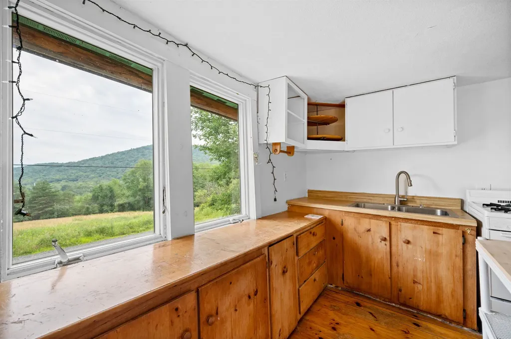 106 Davy Road Middlesex VT 05602