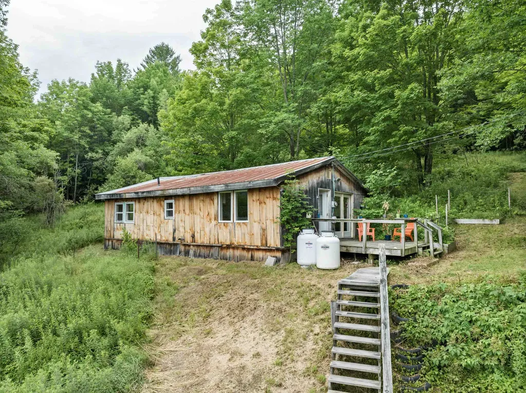 106 Davy Road Middlesex VT 05602