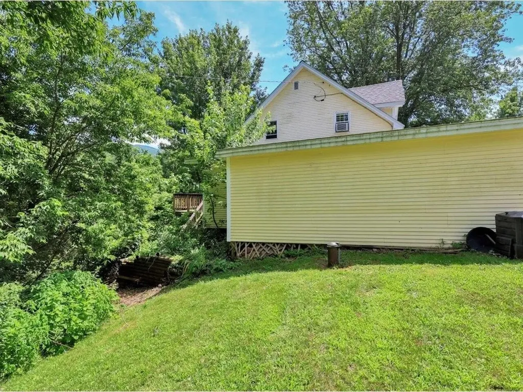 38 Nolan Road Cambridge VT 05464