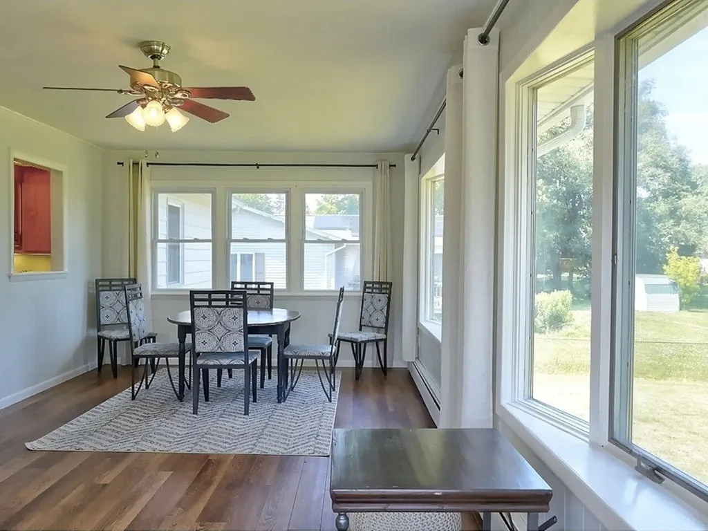 9 Londonderry Lane Essex VT 05452