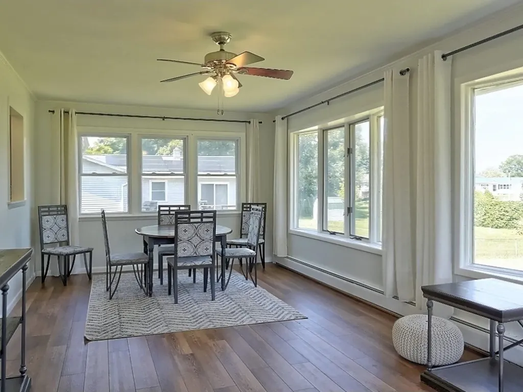 9 Londonderry Lane Essex VT 05452