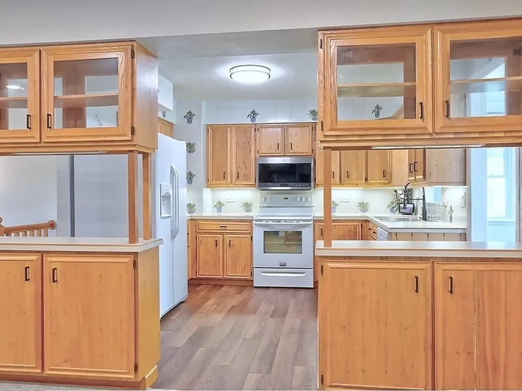 9 Londonderry Lane Essex VT 05452