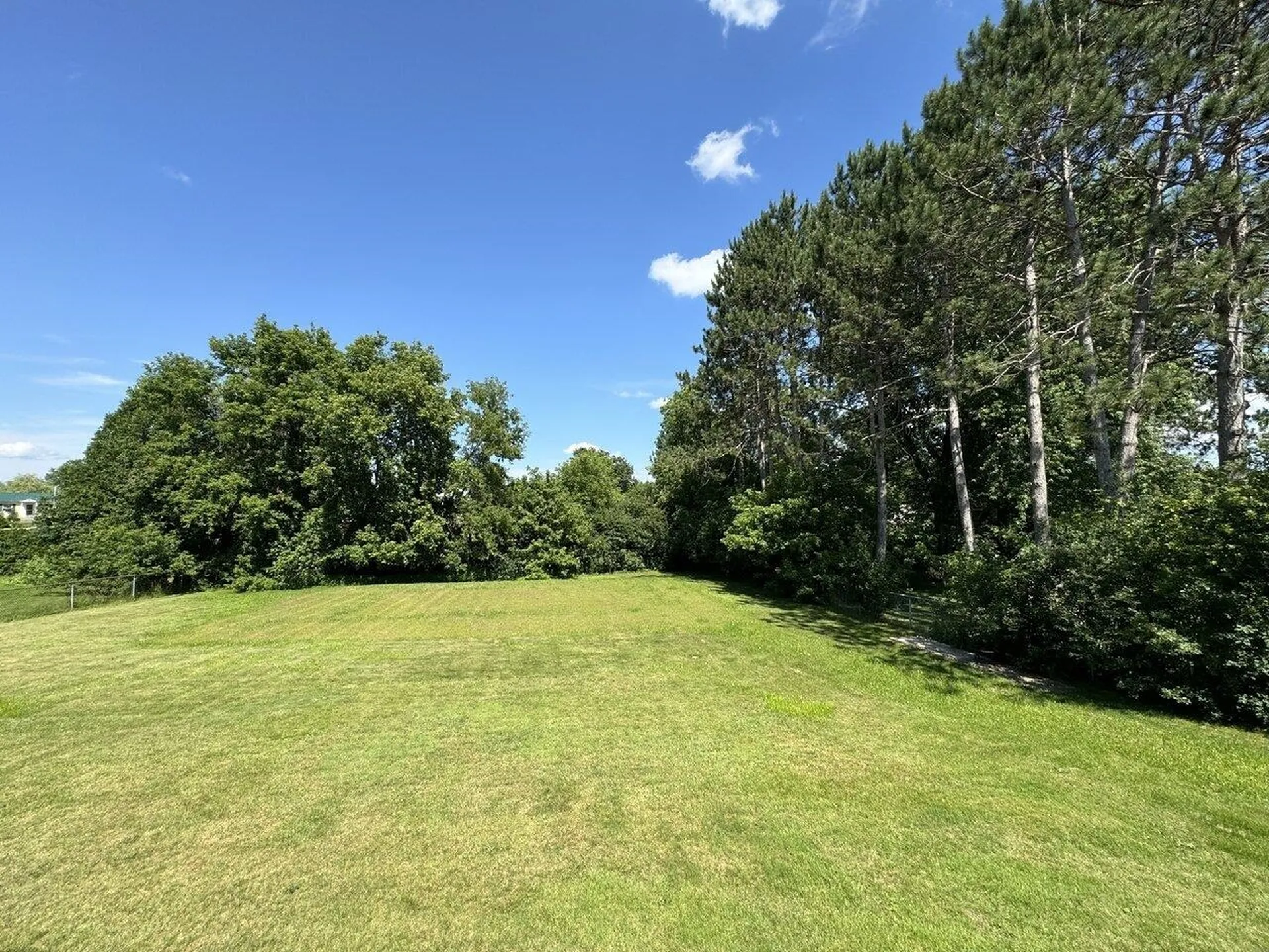 9 Londonderry Lane Essex VT 05452