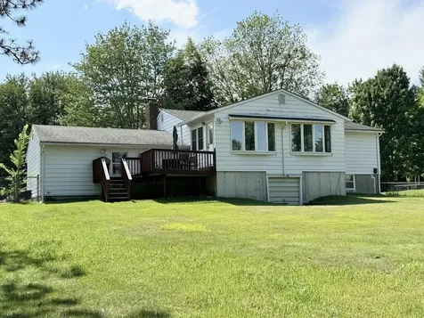 9 Londonderry Lane Essex VT 05452