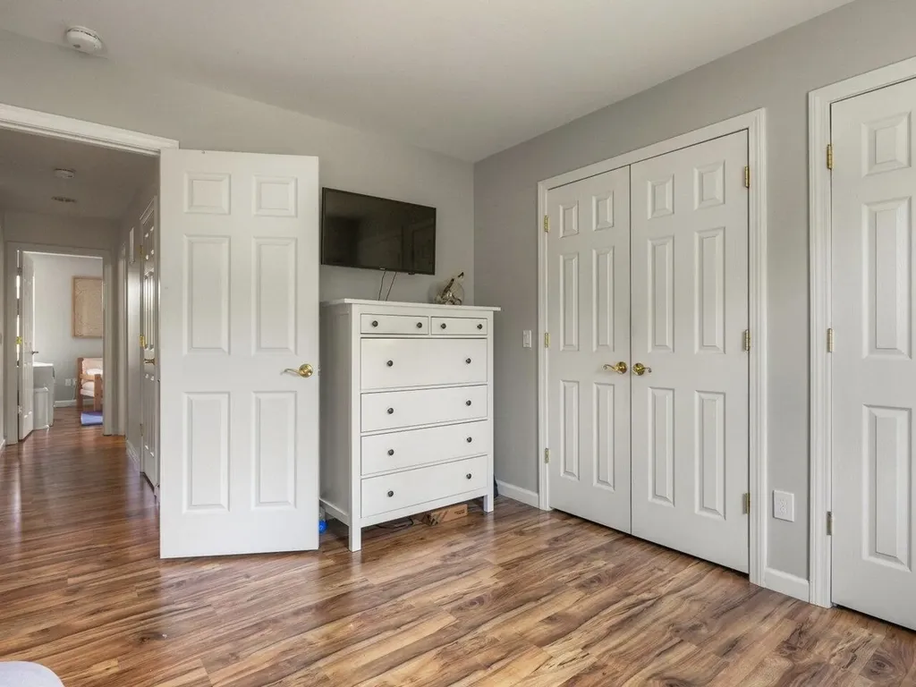 54 Finch Court South Burlington VT 05403