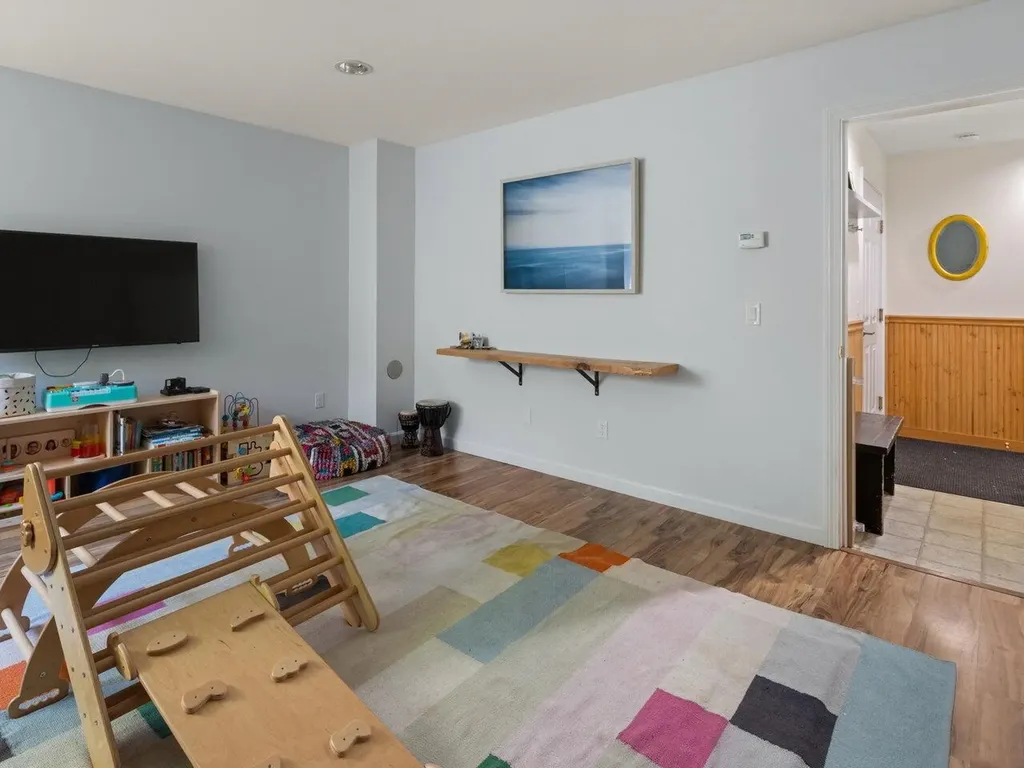 54 Finch Court South Burlington VT 05403