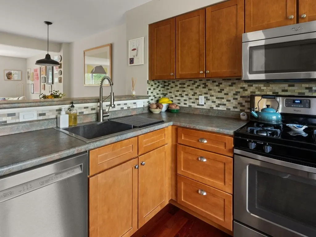 54 Finch Court South Burlington VT 05403