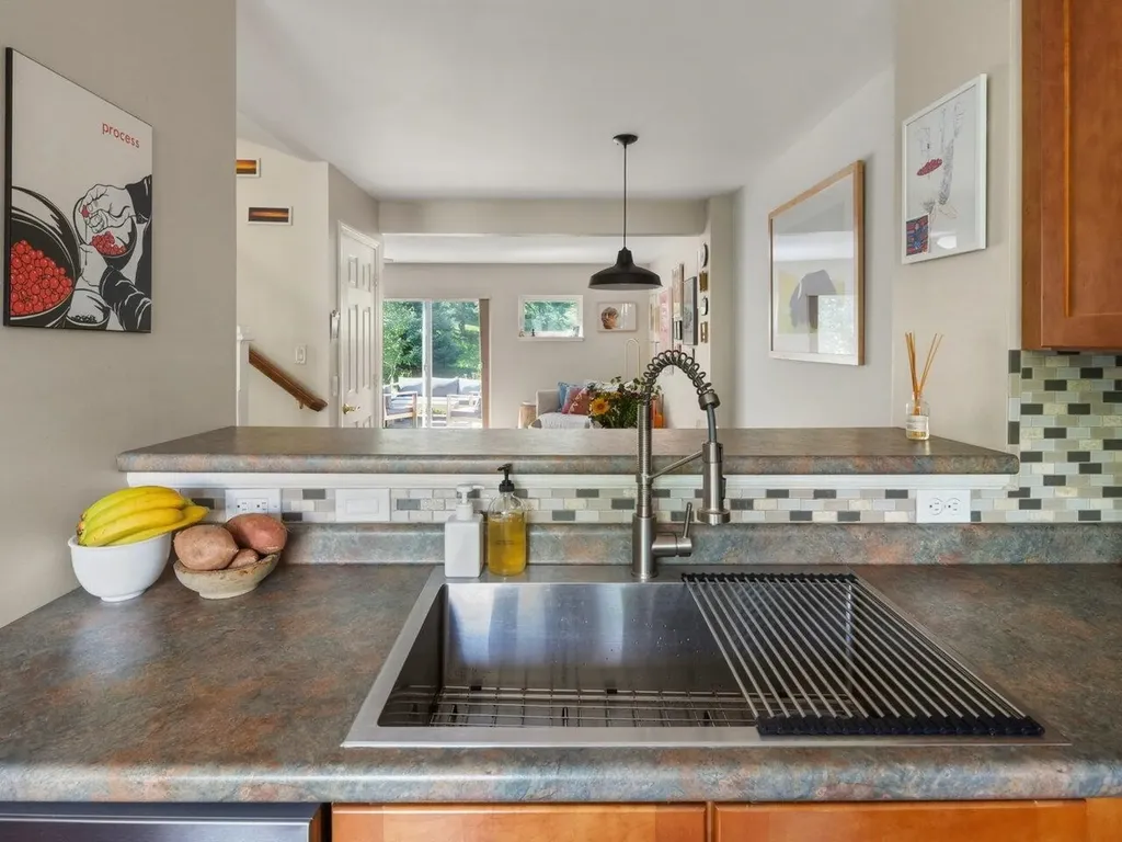 54 Finch Court South Burlington VT 05403