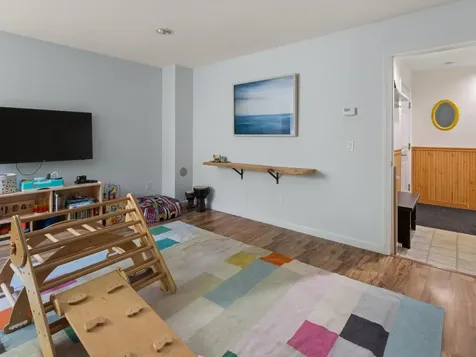 54 Finch Court South Burlington VT 05403