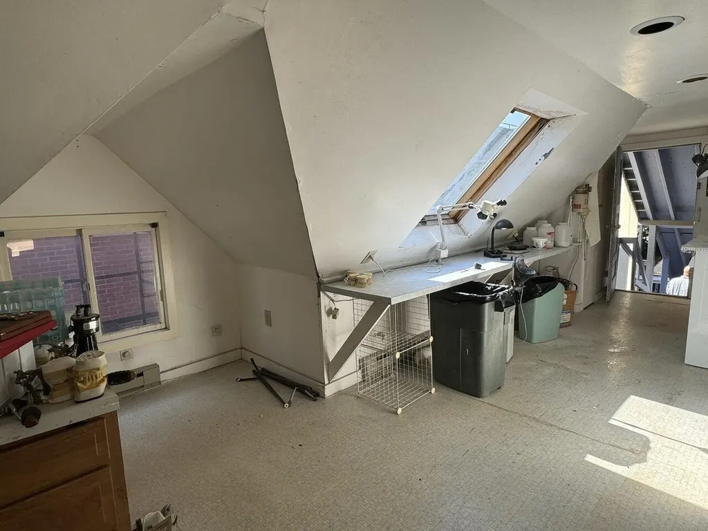 239 Pearl Street Burlington VT 05401