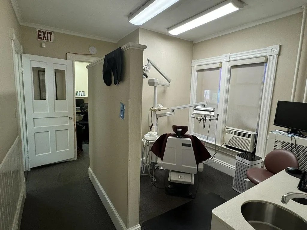 239 Pearl Street Burlington VT 05401