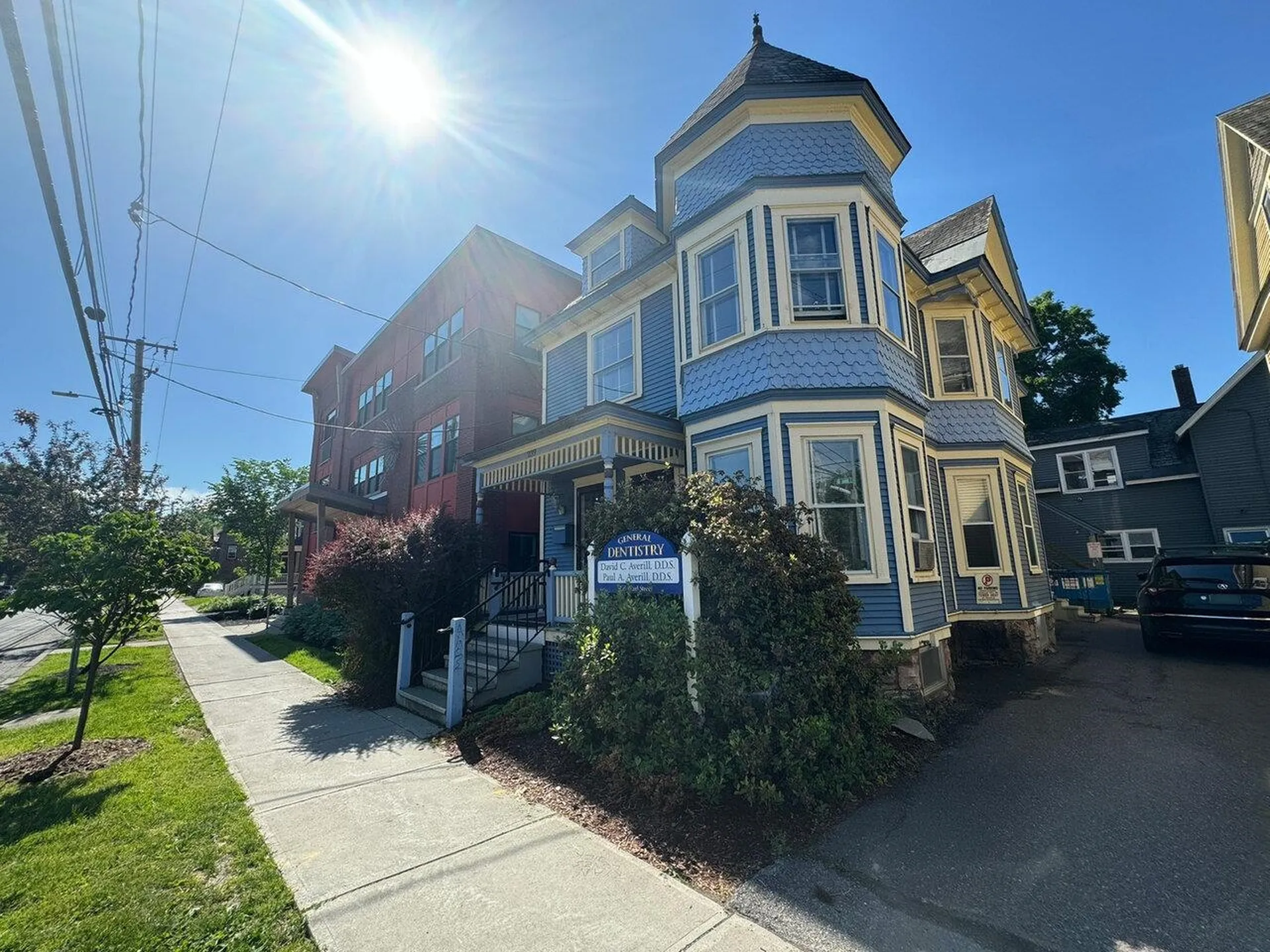 239 Pearl Street Burlington VT 05401