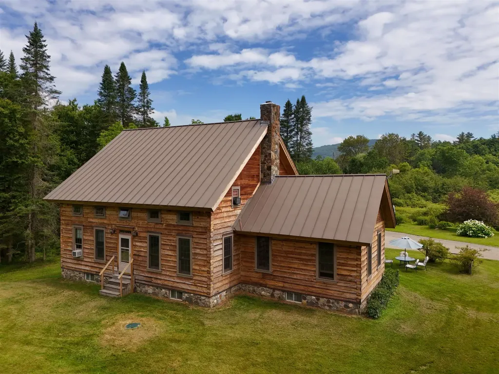 4450 Duck Pond Road Waterford VT 05819