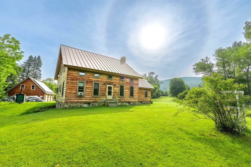 4450 Duck Pond Road Waterford VT 05819