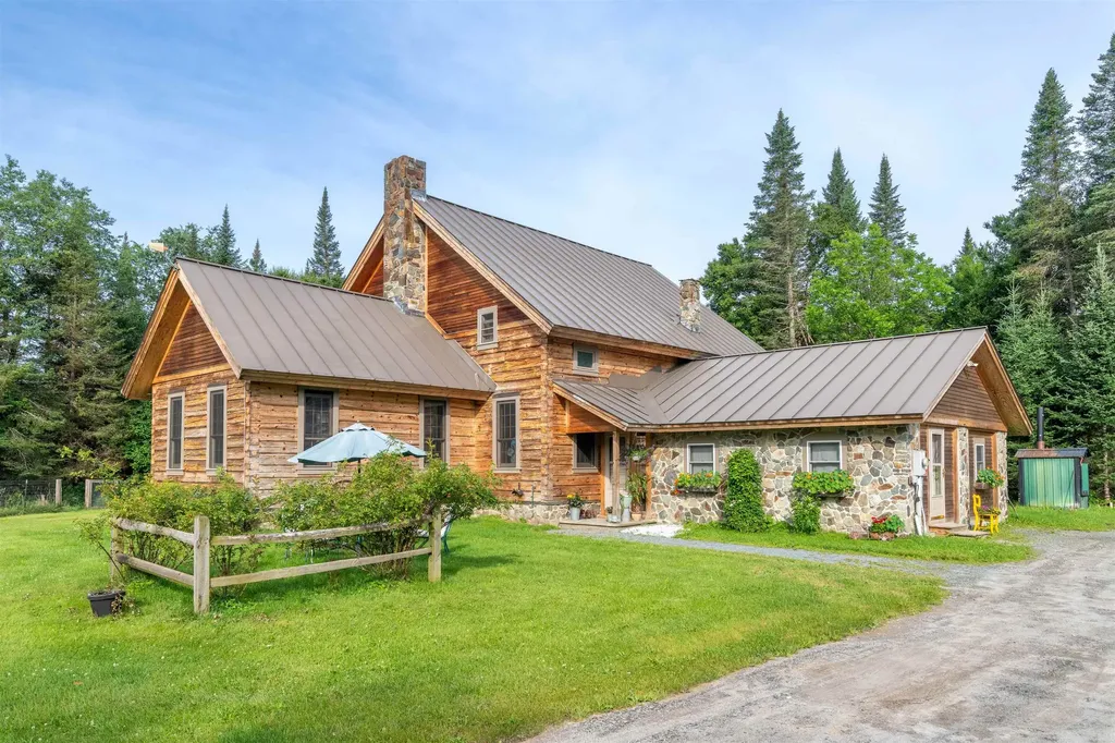 4450 Duck Pond Road Waterford VT 05819