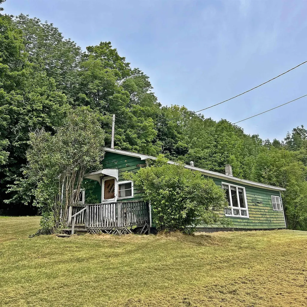 3887 Barton Orleans Road Orleans, VT Real Estate MLS 5004343
