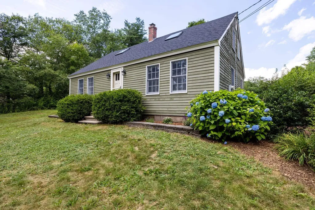 255 Beech Road Eliot ME 03903
