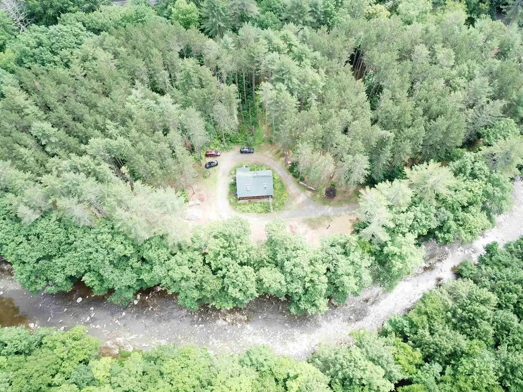 2900 Route 121 East Grafton VT 05146