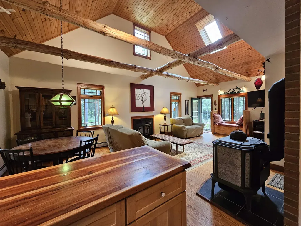 2900 Route 121 East Grafton VT 05146