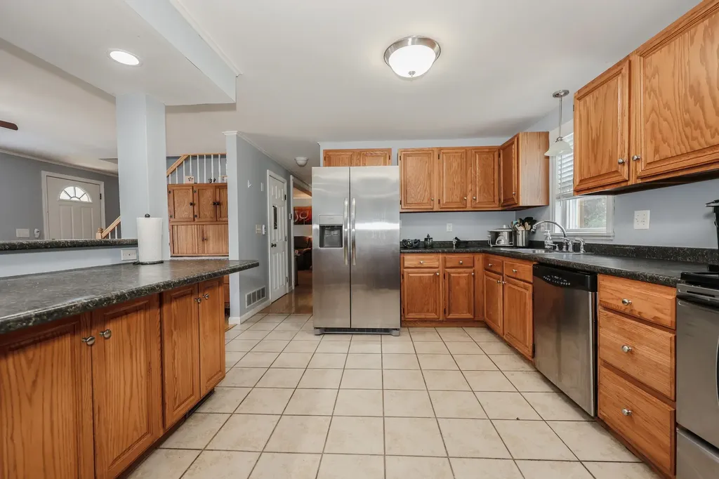 255 Crosbie Street Manchester NH 03104