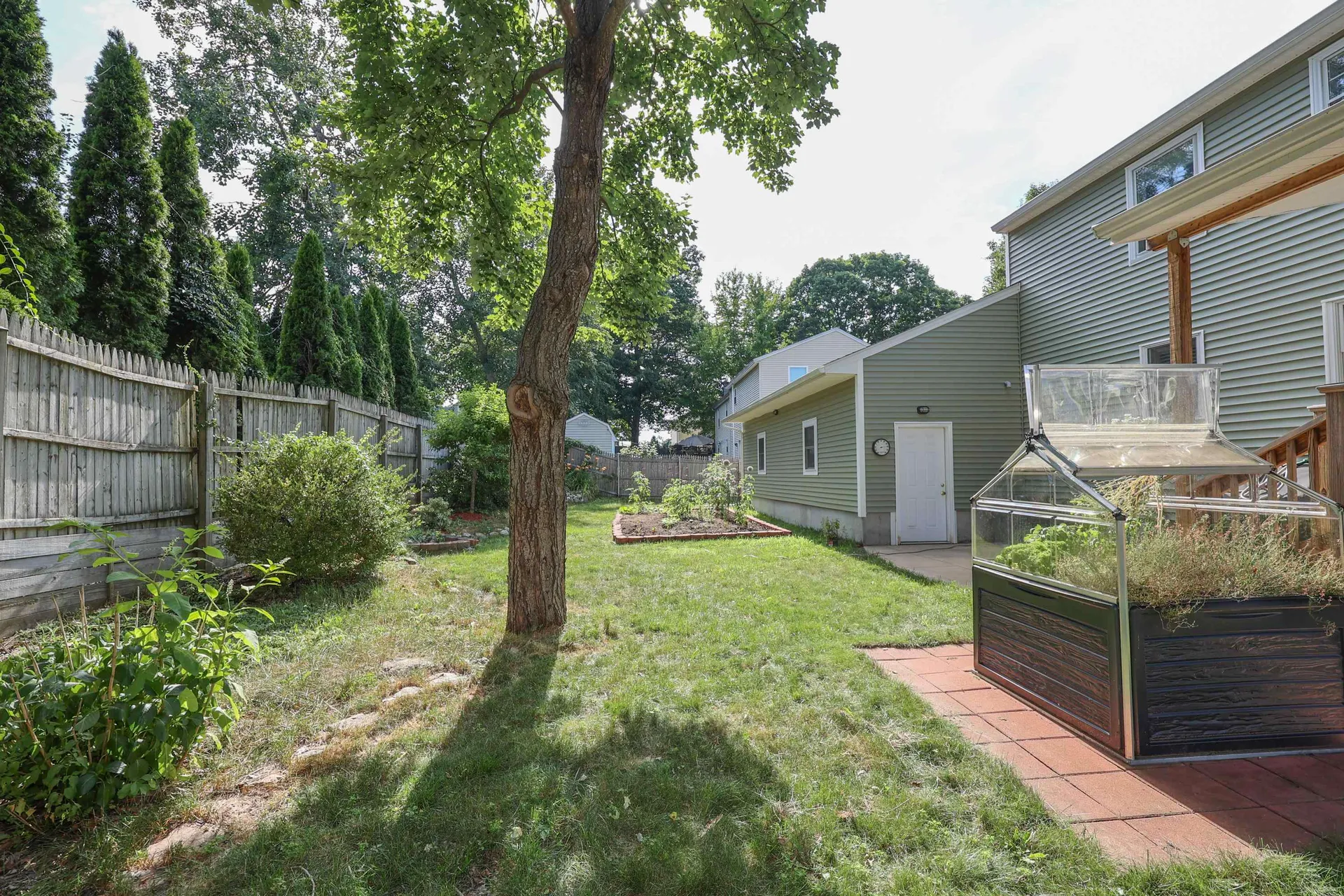 255 Crosbie Street Manchester NH 03104