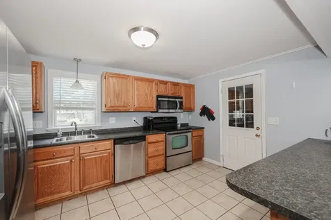 255 Crosbie Street Manchester NH 03104