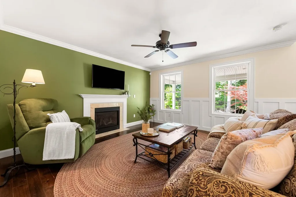 105 Allen Road Bow NH 03304
