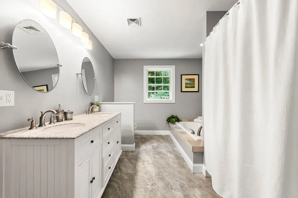 105 Allen Road Bow NH 03304